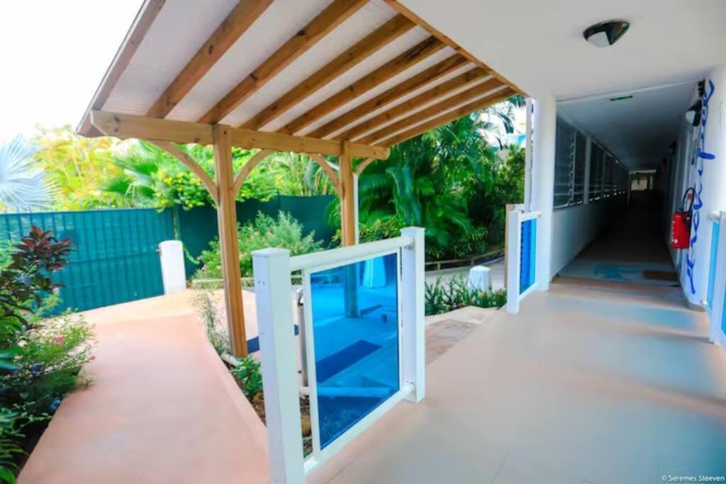 Paradis Studio & Plage A 1 Min Le Gosier  Exterior photo